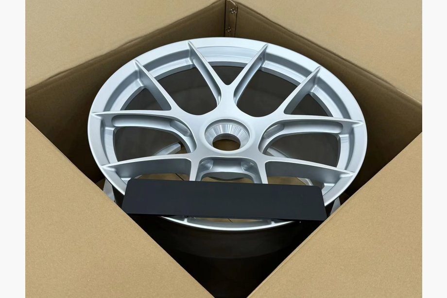 Porsche 911 (992) 2018– Gesmede OEM-velgen R20/R21 V4 (4 stuks) Foto 5