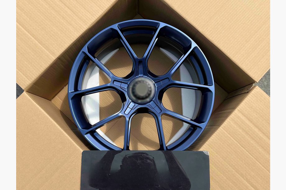 Porsche 911 (992) 2018– Gesmede OEM velgen R20 R21 V6 (4 stuks) Image