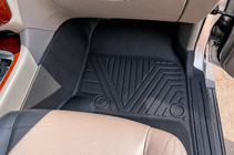 Toyota Land Cruiser 100 1998–2007 Rubberen automatten Niken Luxury 3D (3 stuks) foto 2
