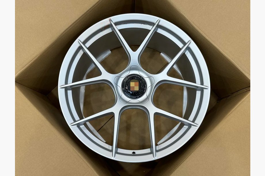 Porsche 911 (992) 2018– Gesmede OEM velgen R20 R21 V39 (4 stuks) Image