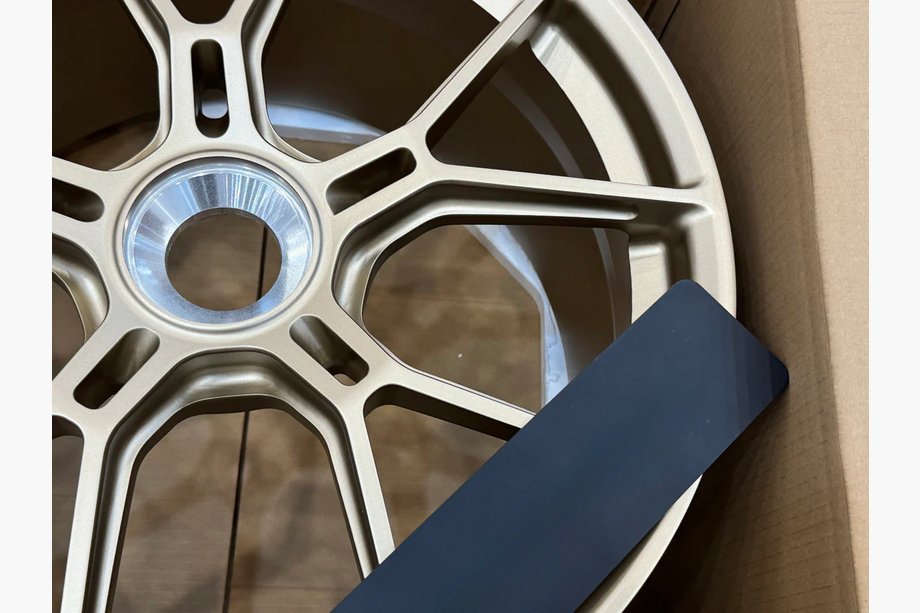 Porsche 911 (992) 2018– Gesmede velgen OEM R20 R21 V42 (4 stuks) Foto 12