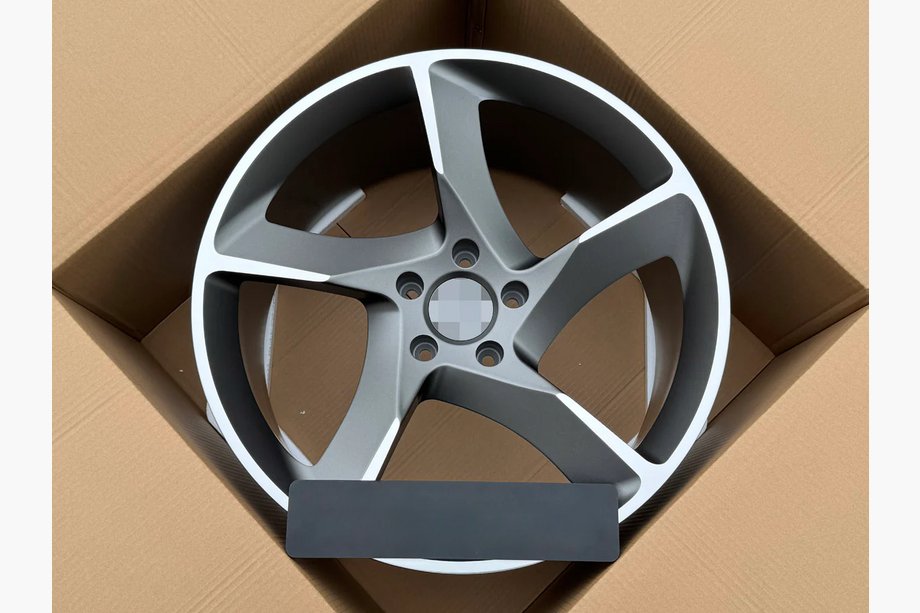 Porsche Taycan 2019– Gesmede OEM velgen R21 V4 (4 stuks) Image