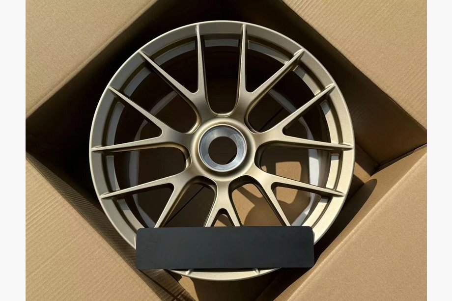 Porsche Boxster/Cayman 982 (718) 2016– Gesmede velgen OEM R20 V12 (4 stuks) Foto 2