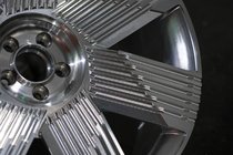 Rolls-Royce Cullinan 2018– Gesmede velgen OEM R24 V1 (4 stuks) foto 17