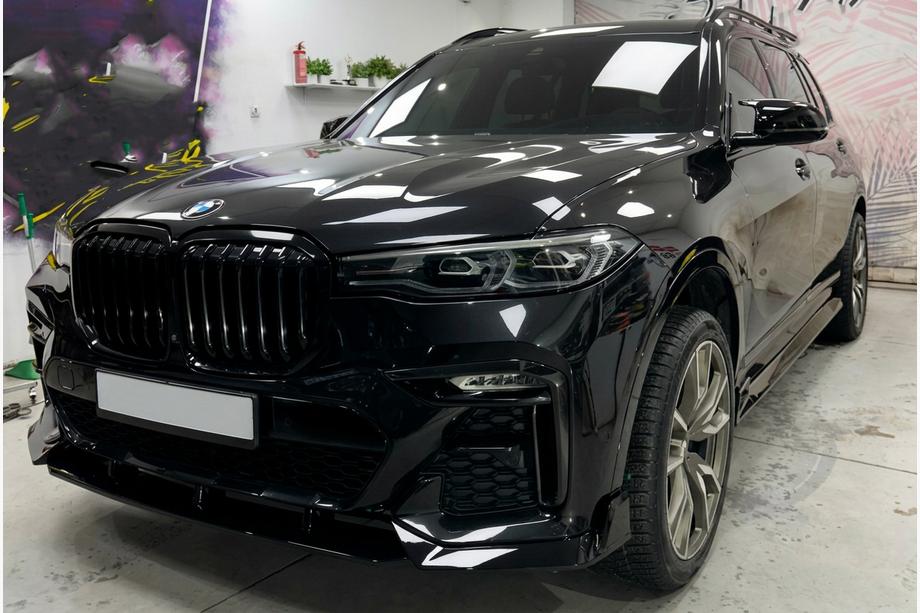BMW X7 G07 2019– Frontlip voorbumper Paradigm Black Knight V2 (2018-2022, M-Sport) Foto 2