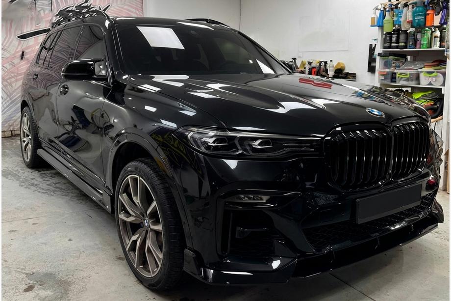 BMW X7 G07 2019– Frontlip voorbumper Paradigm Black Knight V2 (2018-2022, M-Sport) Foto 1