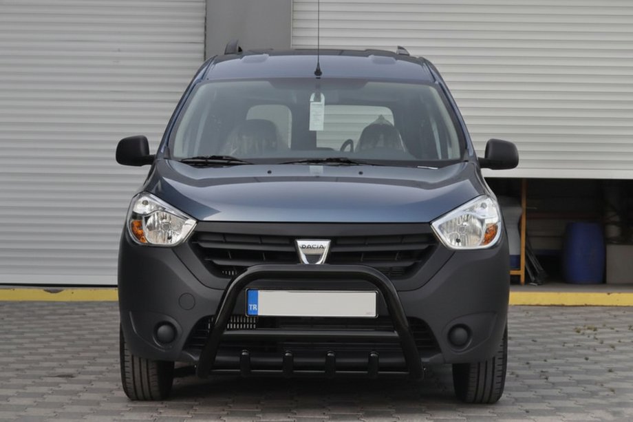 Renault Dokker 2013–2022 Bullbar WT003 Black (RVS) Image