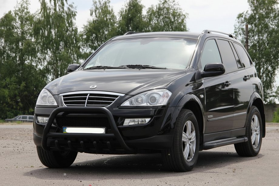SsangYong Kyron 2005–2014 Bullbar WT003 Black (RVS) Image