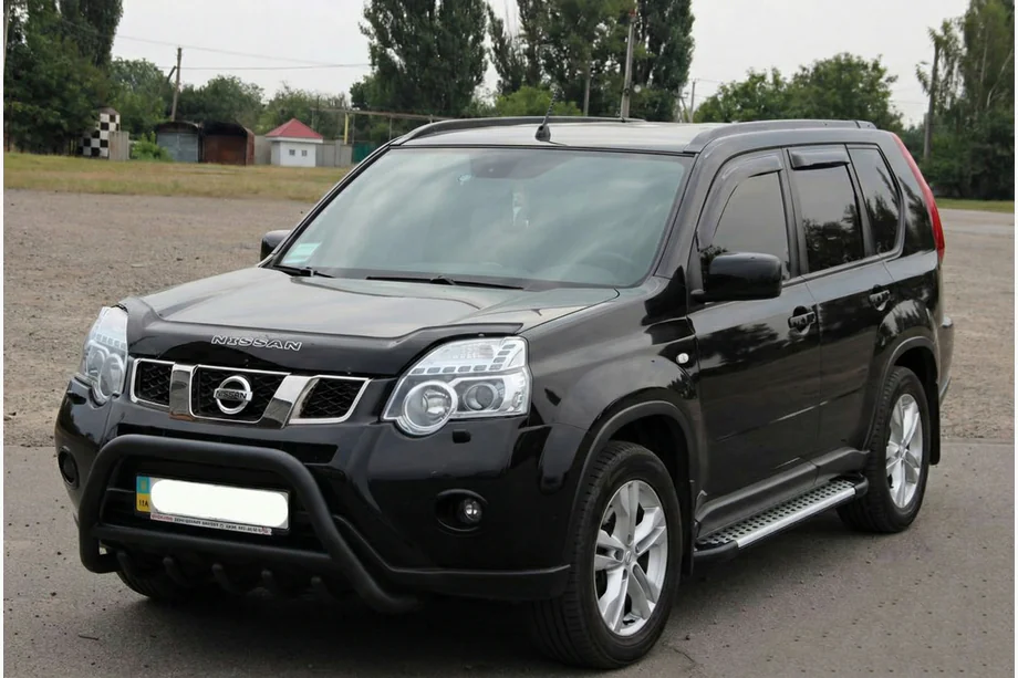 Nissan X-trail T31 2007–2014 Bullbar WT003 Black (roestvrij staal) Image