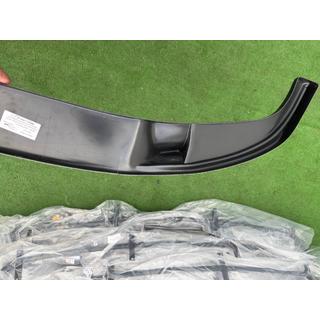 Outlet: Voorlip spoiler DPT (met vinnen, voor M5 Hamann, hoogglans zwart) BMW 5 Serie E60/E61 2003–2010 foto 2
