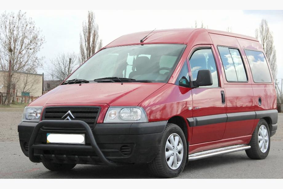 Citroen Jumpy 1996–2007 Bullbar WT003 Black (RVS) Image