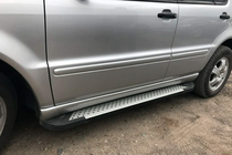 Mercedes ML W163 1997–2005 Side steps Allmond Grey (2 stuks, aluminium) foto 6
