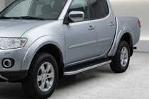 Mitsubishi L200 2006–2015 Side steps Tayga Grey (set van 2, aluminium) foto 1