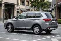Mitsubishi Outlander 2012–2021 Side steps Tayga Grey (2 stuks, aluminium) foto 1