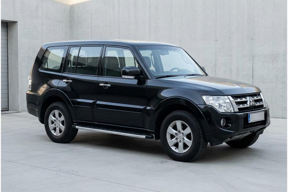Mitsubishi Pajero Wagon IV 2006–2021 Side steps Fullmond (2 stuks, aluminium) Image