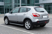 Nissan Qashqai 2010–2014 Side steps Tayga Grey (2 stuks, aluminium) foto 1