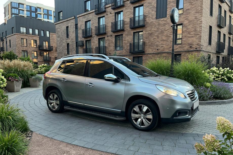 Peugeot 2008 2013–2019 Allmond Black zijtreden (2 st., aluminium) Image