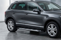 Porsche Cayenne 2003–2010 Sunrise side steps (set van 2, aluminium) foto 1