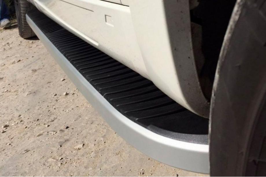Porsche Cayenne 2003–2010 Tayga side steps (2 stuks, aluminium) Image