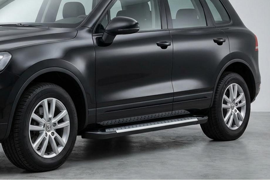 Porsche Cayenne 2003–2010 Side steps Allmond (2 st., aluminium) Image