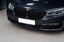 BMW 7 Serie G11/G12 2015–2022 Diamond Black nierroosters (2016-2019, hoogglans zwart) foto 1