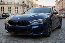 BMW 8-serie G14/G15/G16 2018– Nierroosters 1-Bar (2018-2022, hoogglans zwart) foto 1
