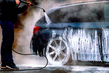 Kun je je auto in de winter wassen? Tips voor veilig wassen foto 1