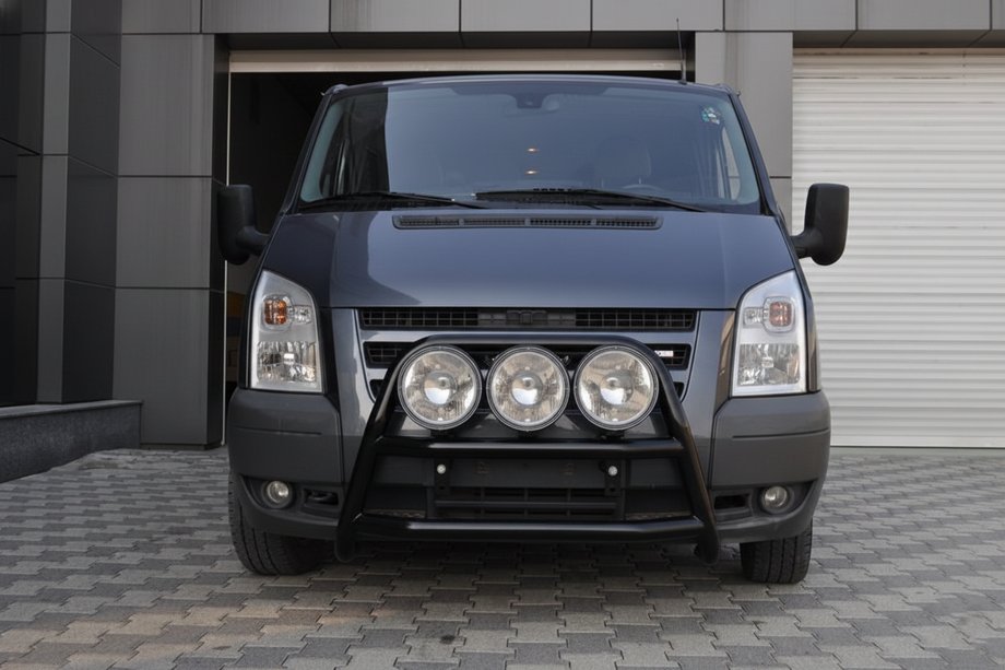 Ford Transit 2000–2014 Bullbar WT018 Black (2006-2014, RVS) Image