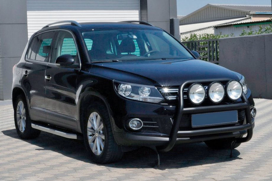Volkswagen Tiguan 2007–2016 Bullbar WT018 Black (RVS) Image