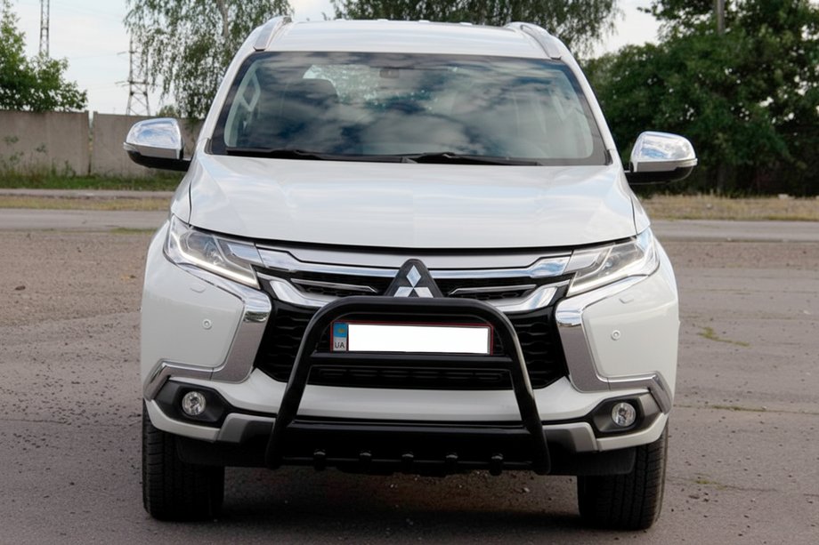 Mitsubishi Pajero Sport 2015– Bullbar WT008 Black (RVS) Image