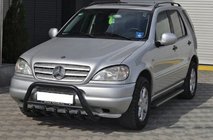 Mercedes ML W163 1997–2005 Bullbar Black (RVS) foto 3