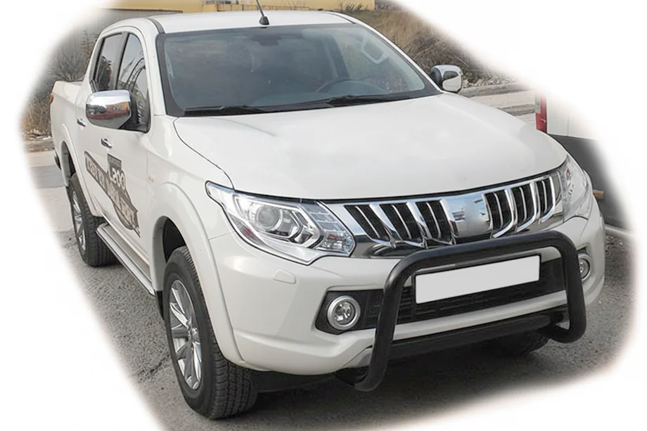 Mitsubishi L200 2015–2024 Bullbar WT005 Black (RVS) Image