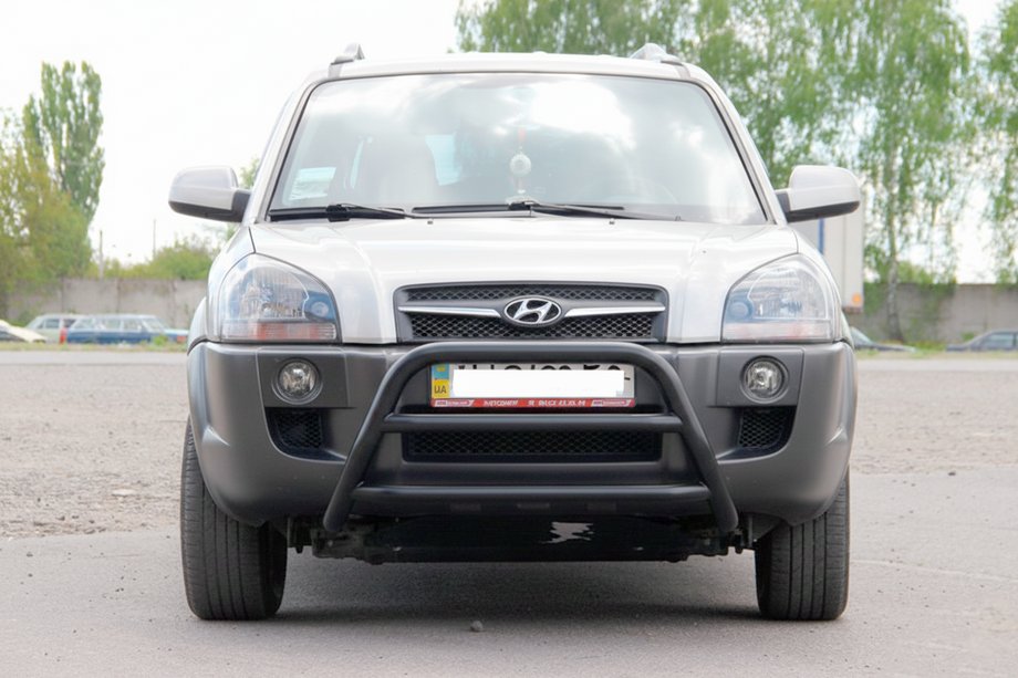 Hyundai Tucson JM 2004– Bullbar WT022 Black (RVS) Image