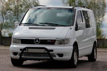 Mercedes Vito W638 1996–2003 Bullbar WT022 Black (RVS) foto 2