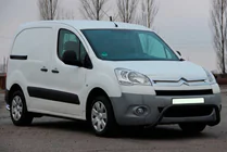 Citroen Berlingo 2008–2018 Bullbar WT007 Black (RVS) foto 1