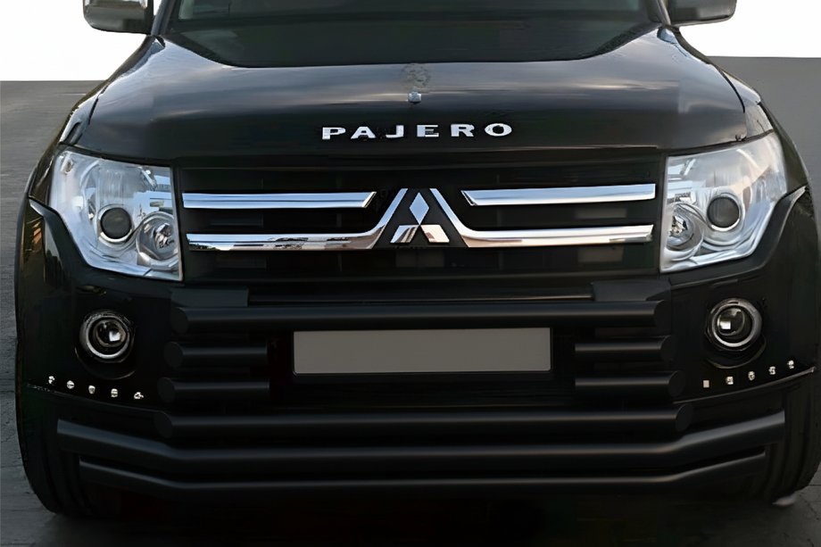 Mitsubishi Pajero Wagon IV 2006–2021 RVS bullbar voorzijde ST015-9 Black (roestvrij staal) Image