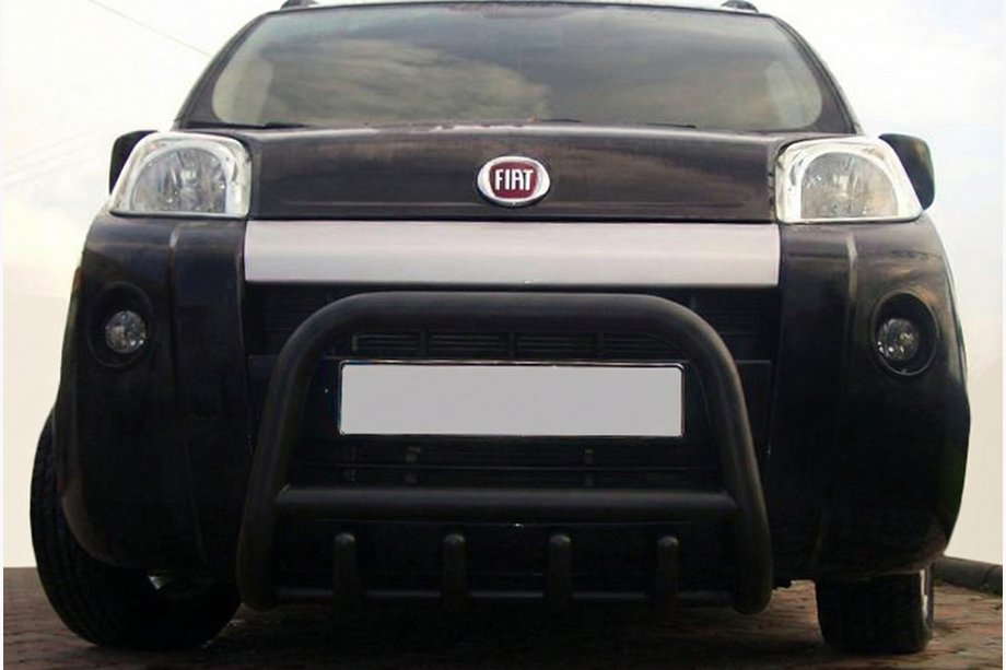 Fiat Fiorino/Qubo 2008–2024 Bullbar QT006 Black (RVS) Image