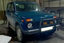 Lada Niva en Urban 1977– Bullbar QT006 Black (RVS) foto 4