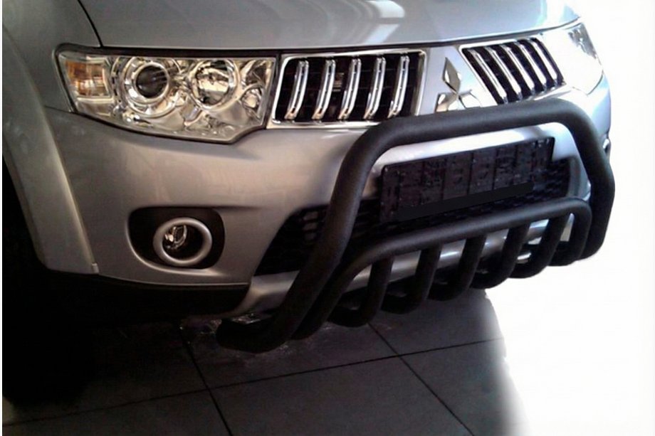 Mitsubishi Pajero Sport 2008–2015 Voorkantbescherming WT002 Black (RVS) Foto 4