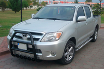 Toyota Hilux 2006–2015 Bullbar QT007 Black (roestvrij staal) foto 2