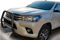 Toyota Hilux 2015– Bullbar QT007 Black (RVS) foto 1