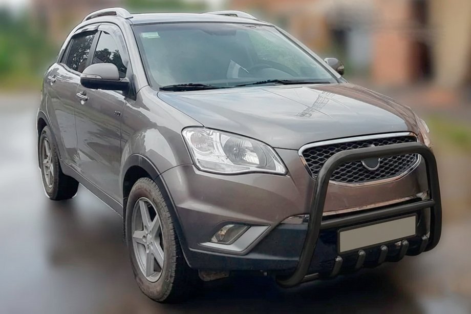 SsangYong Korando 2010–2019 Bullbar F1-40 Black (roestvrij staal) Image