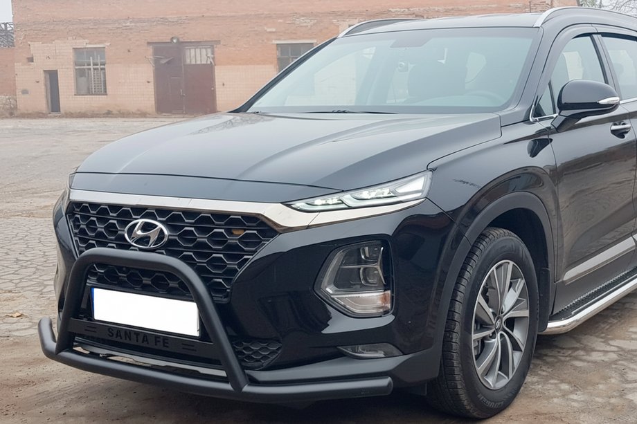 Hyundai Santa Fe 4 2018–2023 Bullbar met "snor" WT006 Black (RVS) Image