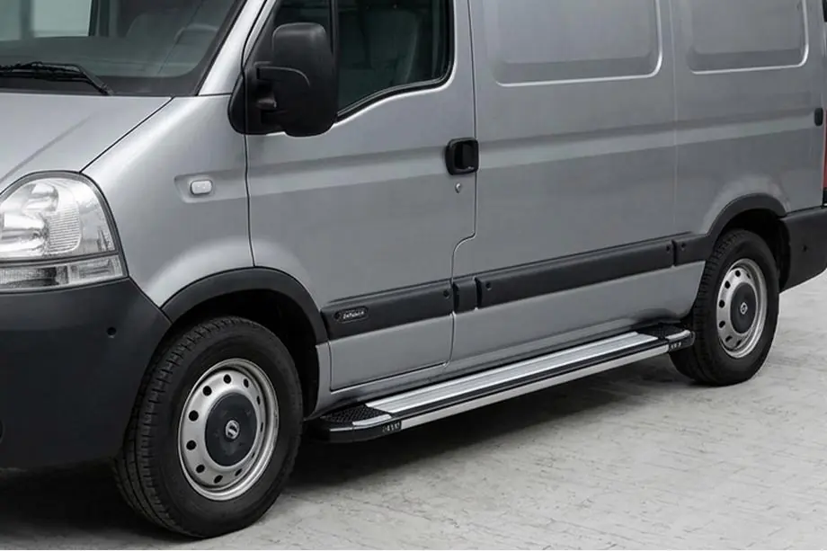 Opel Movano 2004–2010 Rainbow side steps (2 stuks, aluminium) Image