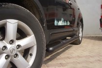Nissan Qashqai 2010–2014 Sidebars Black (2 st., RVS) foto 6