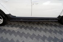 Renault Duster 2008–2017 Zijbuizen met inzetstukken Black (2 st., RVS) foto 1