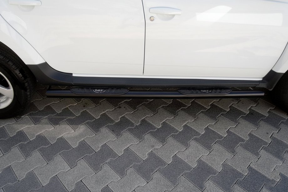 Renault Duster 2008–2017 Zijbuizen met inzetstukken Black (2 st., RVS) Image