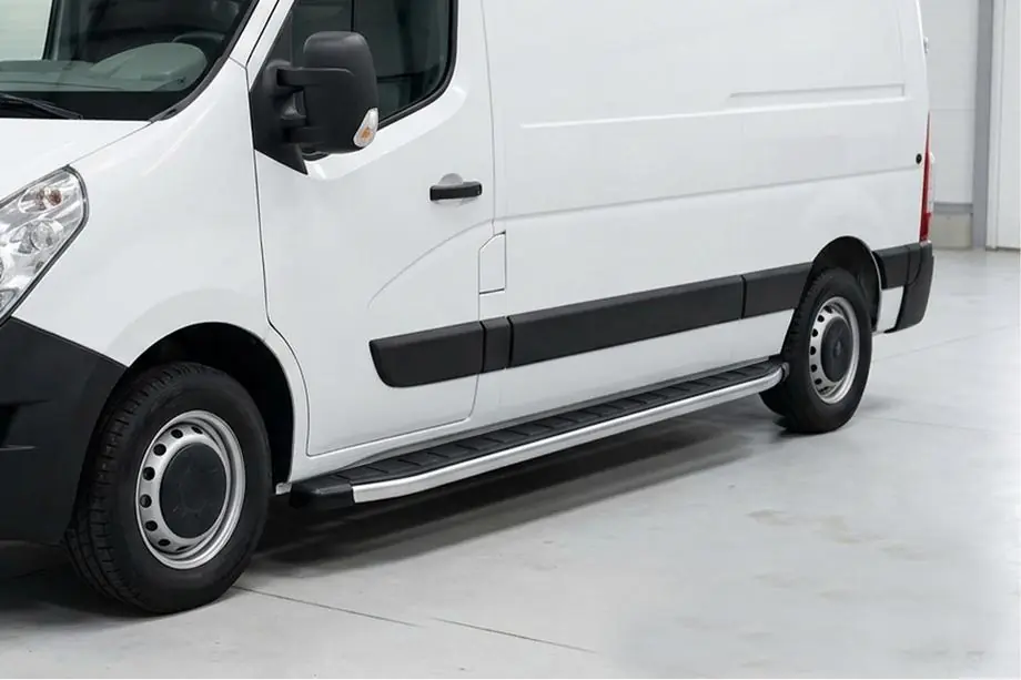 Opel Movano 2010–2021 Fullmond side steps (2 stuks, aluminium) Image