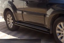 Mitsubishi Pajero Wagon III 1999–2006 Sidebars OEM-montage Black (2 stuks, RVS) foto 3