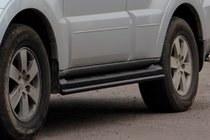Mitsubishi Pajero Wagon III 1999–2006 Sidebars OEM-montage Black (2 stuks, RVS) foto 5